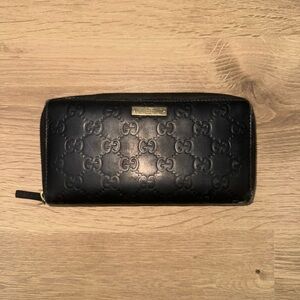 Gucci Black Embossed Zip Wallet